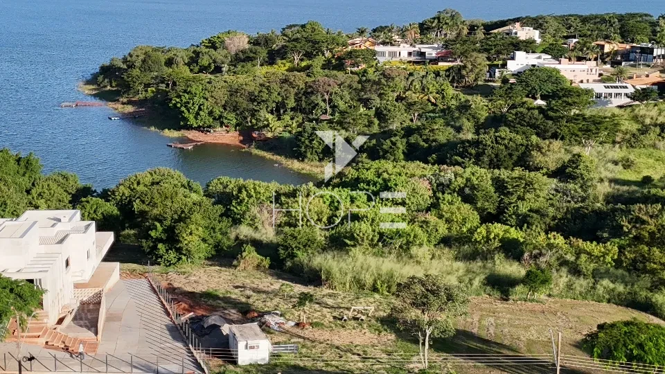Imagens do imóveis Condomínio Porto das Águas - terreno molhado à venda com 2.000 m² - frente para o lago - Porecatu PR