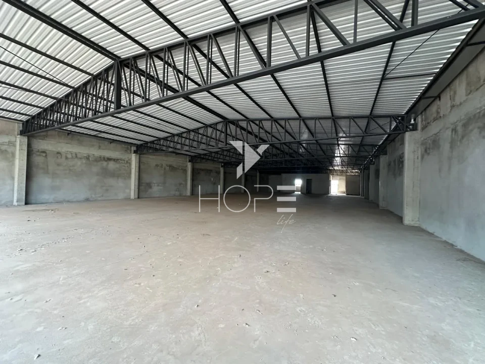 Imagens do imóveis Ponto comercial à venda com 1.300 m² - 3 pavimentos - Avenida Duque de Caxias - região central - Londrina PR