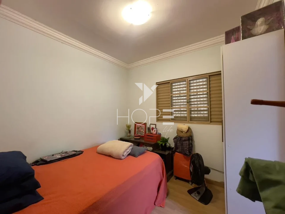 Imagens do imóveis Casa à Venda – 187m² – 3 Quartos (1 Suíte) – Franca – Zona Leste – Londrina/PR