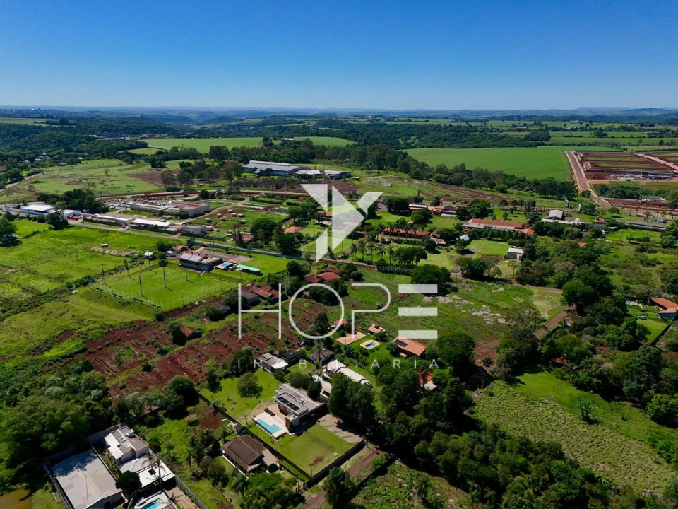 Imagens do imóveis Chácara à venda 450m² 4 quartos – Terreno 3.040m²– próxima ao Sun Lake Residence – Londrina