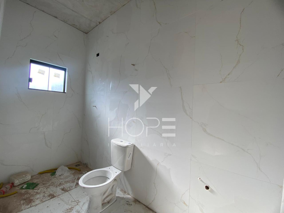 Imagens do imóveis EXCELENTE CASA DE ESQUINA, PRÓXIMO A AV. ARTHUR THOMAS