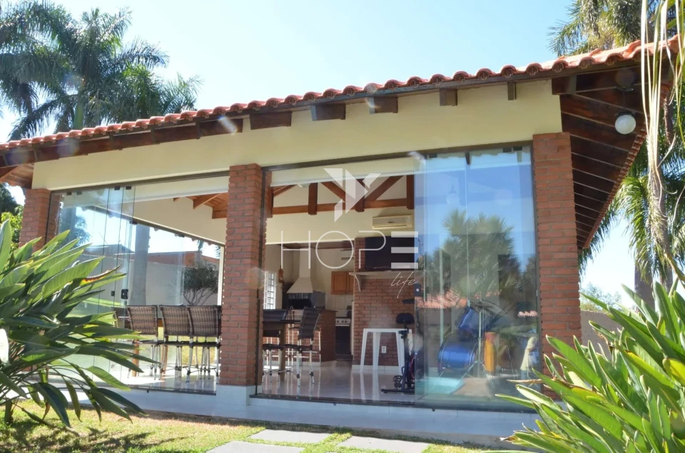 Imagens do imóveis Casa de Alto Padrão com 3 Suítes em Condomínio Fechado – Terreno de 5.000m² com Piscina Aquecida e Espaço Gourmet – Rolândia/PR