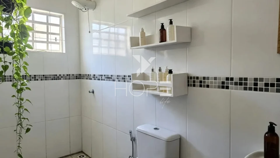 Imagens do imóveis Casa geminada à venda - 81 m² - 3 quartos - 1 suíte - Jardim Montecatini - Região Leste - Londrina PR