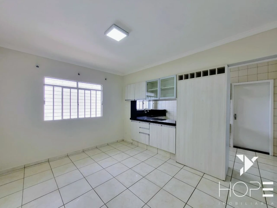 Imagens do imóveis Casa térrea à venda – 196m² – 4 quartos com suíte – Jardim Roveri – Zona Leste – Londrina/PR