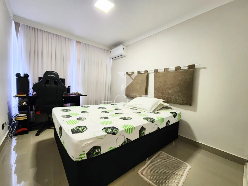 Condomínio Castelo Branco - apartamento à venda com 100m² - 3 quartos - 2 banheiros - 1 vaga - Jardim Bela Itália - Cambé PR