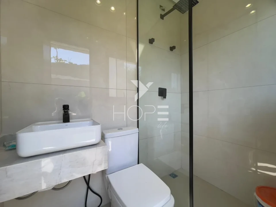 Imagens do imóveis Sobrado com piscina à Venda – 261m² – 3 Quartos (2 Demi-suítes) – Jardim das Mansões – Cambé/PR