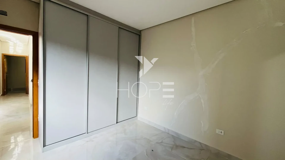 Imagens do imóveis Casa em Condomínio para Locação R$ 3.000,00 – 3 Quartos, Suíte, Planejados e Churrasqueira na Zona Norte de Londrina