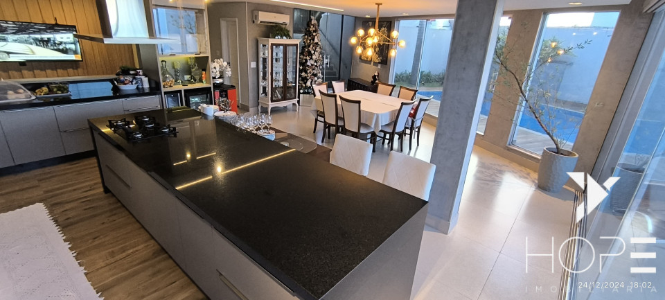Imagens do imóveis CASA TÉRREA  A VENDA - JARDIM QUEBEC - CENTRO - LONDRINA, PR