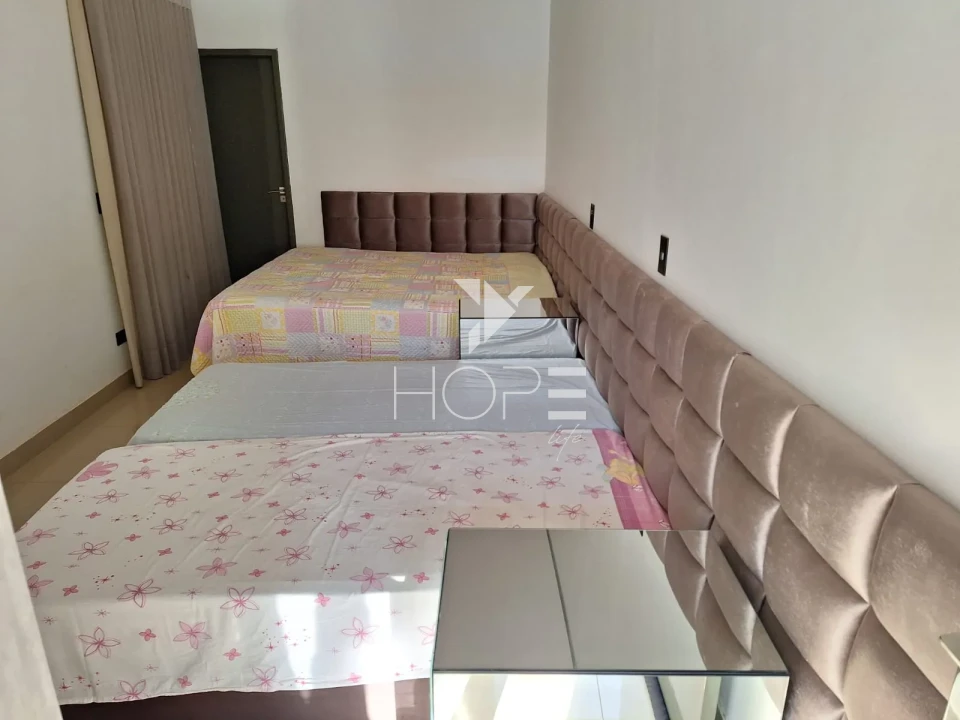 Imagens do imóveis Condomínio Riviera do Poente - chácara à venda com 1.000m² - 4 suítes - 6 vagas - piscina - vista para represa - Alvorada do Sul PR