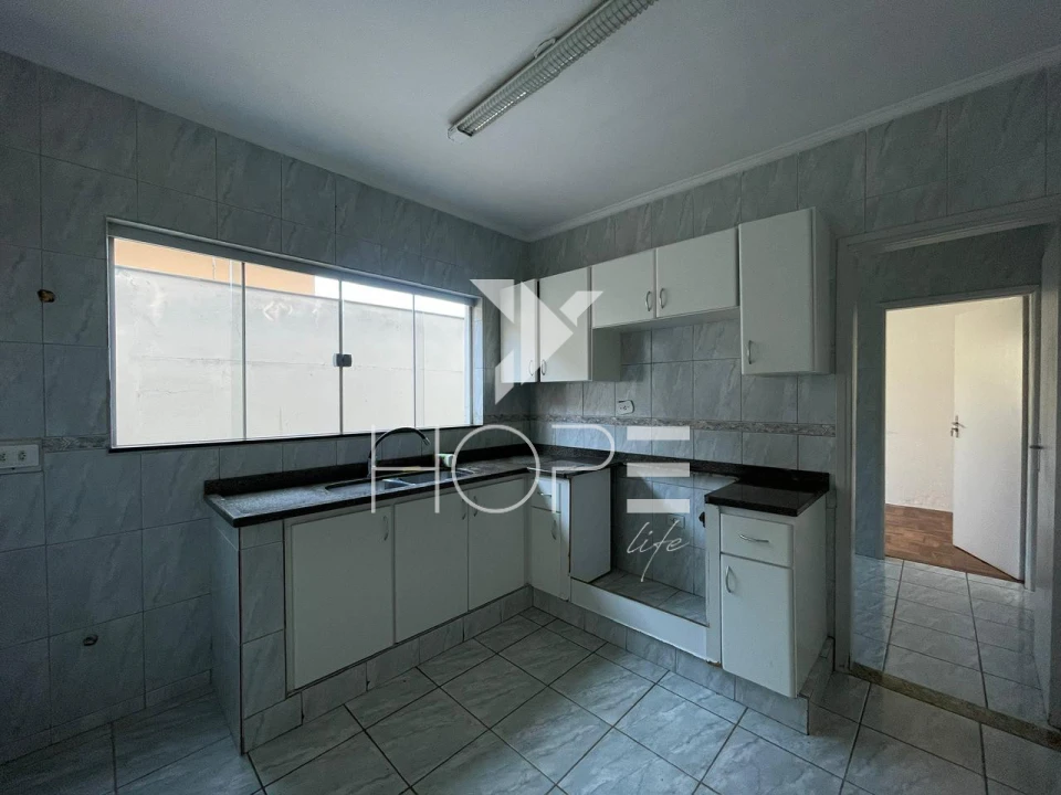 Imagens do imóveis Sobrado para alugar e Venda com 300m² - 5 quartos - 5 banheiros - 2 vaga - Jardin Vilas Boas - Zona Sul - Londrina/PR