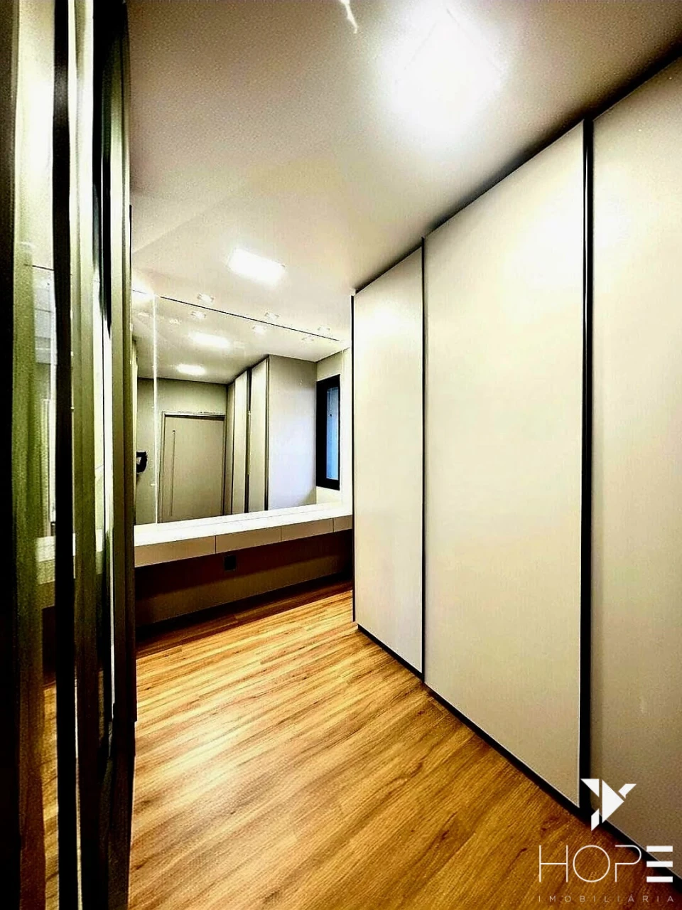 Casa com 300 m² para venda no condominio Sun Lake