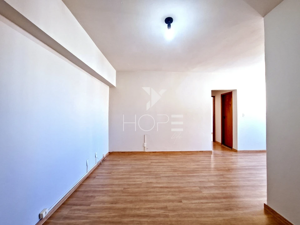 Imagens do imóveis Edifício Camburiú - apartamento à venda com 2 quartos - andar alto - sol da manhã - Centro - Londrina PR