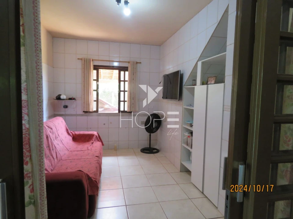 Imagens do imóveis Condominio de Chácaras Riviera do Poente - Chácara Molhada á Venda com 2632m² – 4 Quartos – Alvorada do Sul/PR