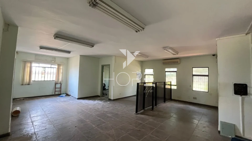 Imagens do imóveis Barracão para venda e locação – 5.000m² de terreno – 1.000m² de Barração - 150m² de escritório - com docas – Zona Industrial – Ibiporã/PR