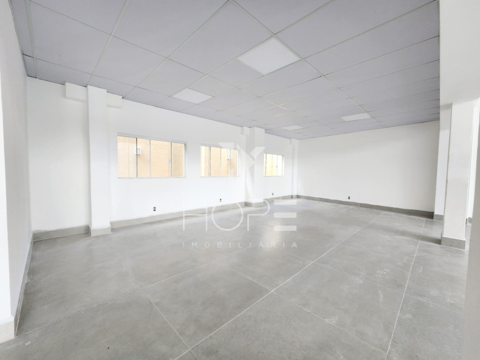 Imagens do imóveis Barracão Comercial De Alto Padrão (Região Central)