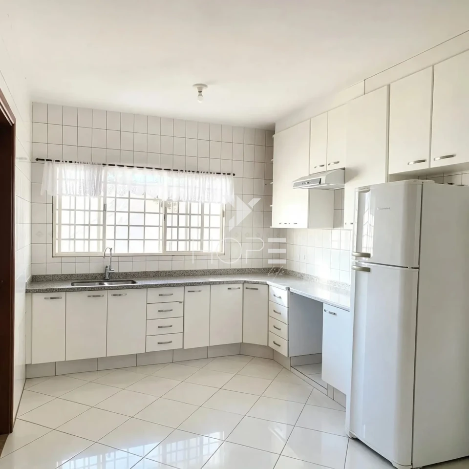 Imagens do imóveis Casa Térrea à Venda – 180m² – 3 Quartos (1 Suíte) – Vale dos Tucanos – Zona Sul – Londrina/PR