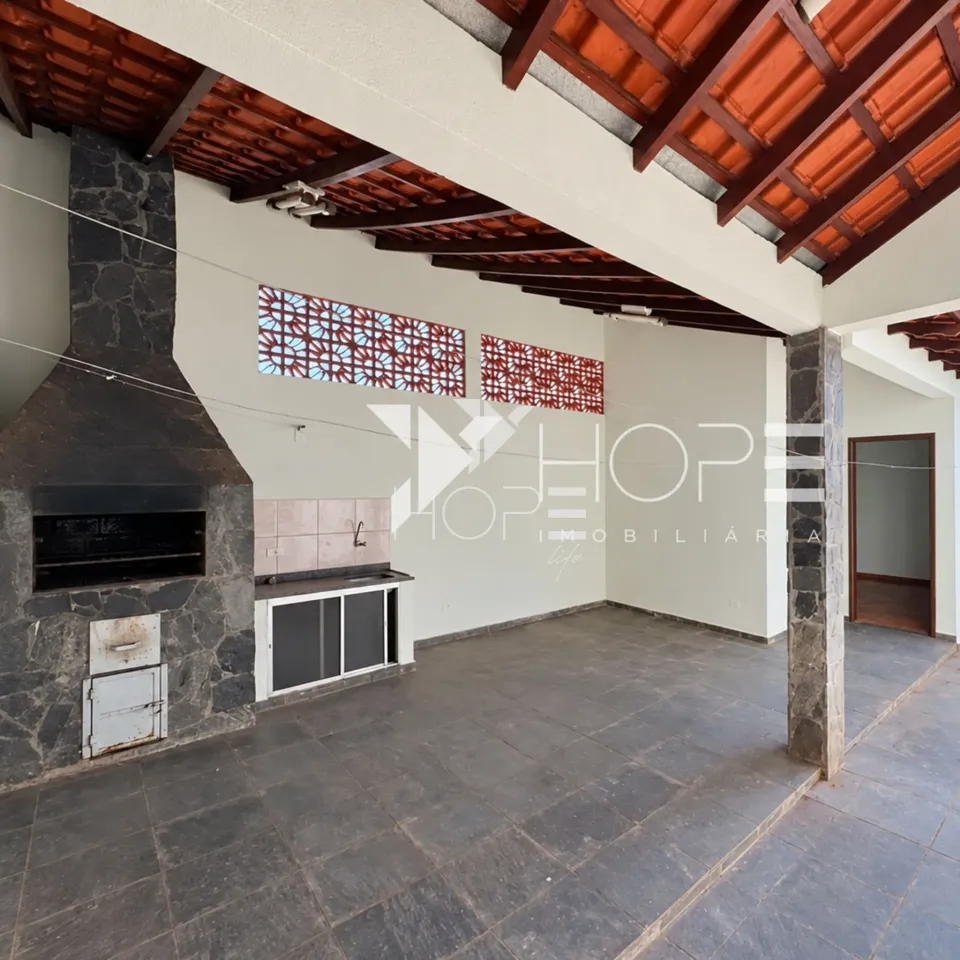 Imagens do imóveis Casa à Venda – 3 Quartos (1 Suíte) – Messiânico – Zona Oeste – Londrina/PR