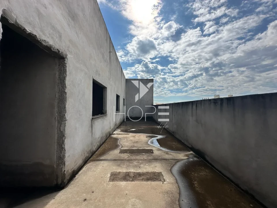 Imagens do imóveis Ponto comercial à venda com 1.300 m² - 3 pavimentos - Avenida Duque de Caxias - região central - Londrina PR