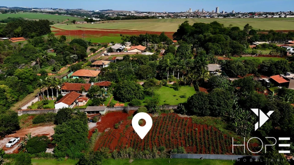 AMPLO TERRENO NO BAIRRO CHACARA SANTA MARIA - VALOR SOB CONSULTA-