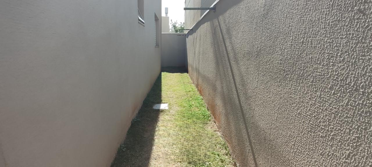 Imagens do imóveis Casa à venda – Condomínio Araçari – Parque Tauá – Londrina/PR