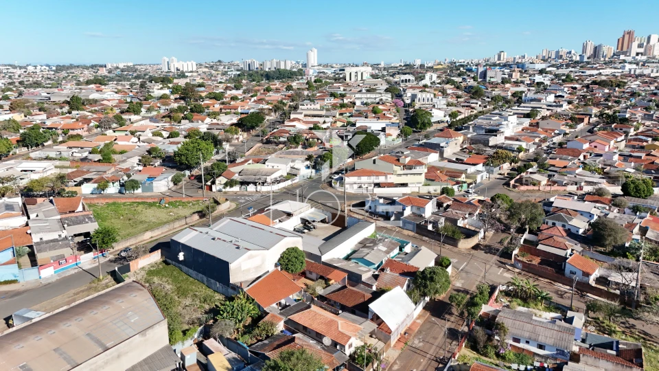 Imagens do imóveis Terreno comercial ZC-3 à venda com 557m² - Av Jorge Casoni - região central - Londrina PR