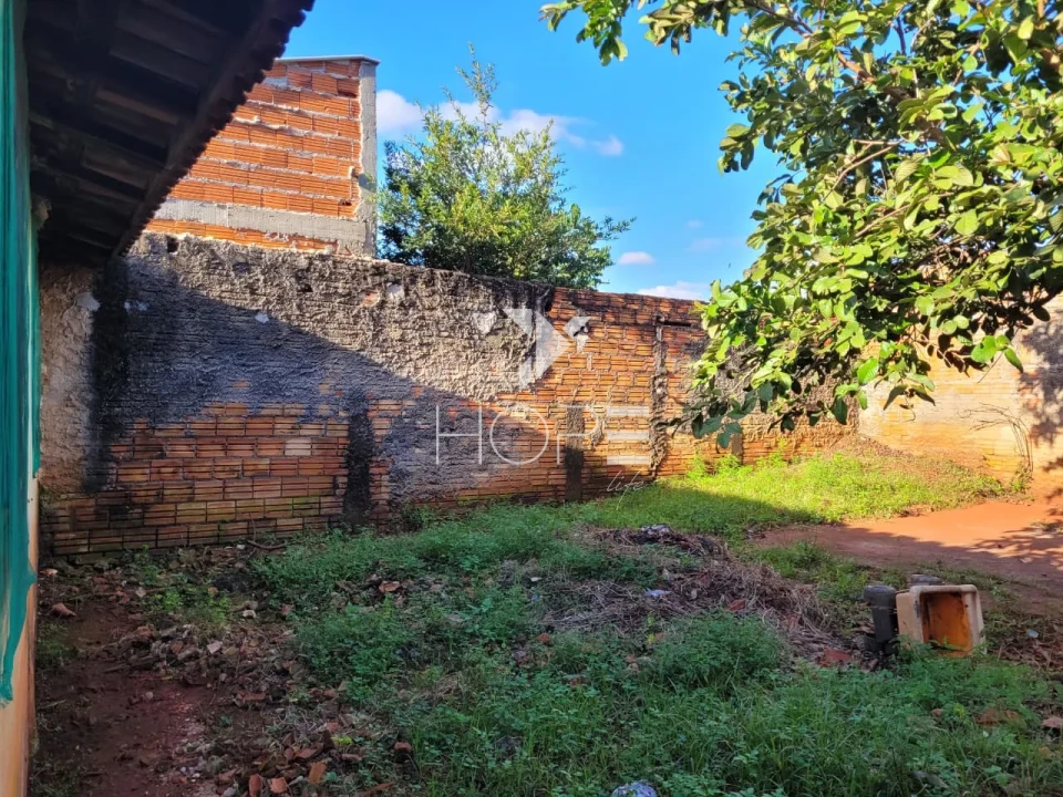 Imagens do imóveis Casa à venda com 77m² - 200m² de terreno - 2 quarto - 1 banheiro - 1 vaga - Jardim Josiane - Cambé PR