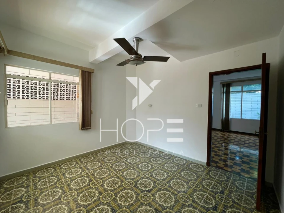 Sobrado com Edícula para Venda e Locação – 5 Quartos – Jardim Londrilar – Centro – Londrina/PR