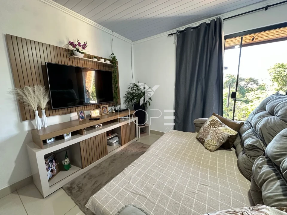 Imagens do imóveis Casa Geminada Sobrado à venda com 3 quartos-  Jardim Tókio – Zona Oeste – Londrina/PR