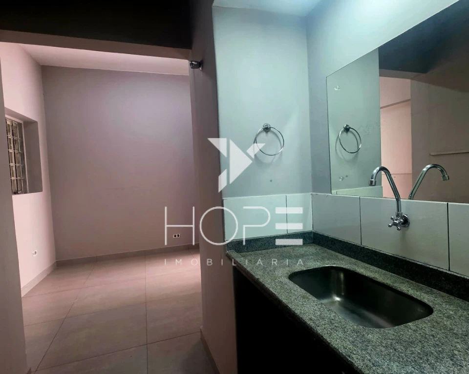 AMPLO ESPAÇO COMERCIAL  A VENDA - CENTRO - LONDRINA