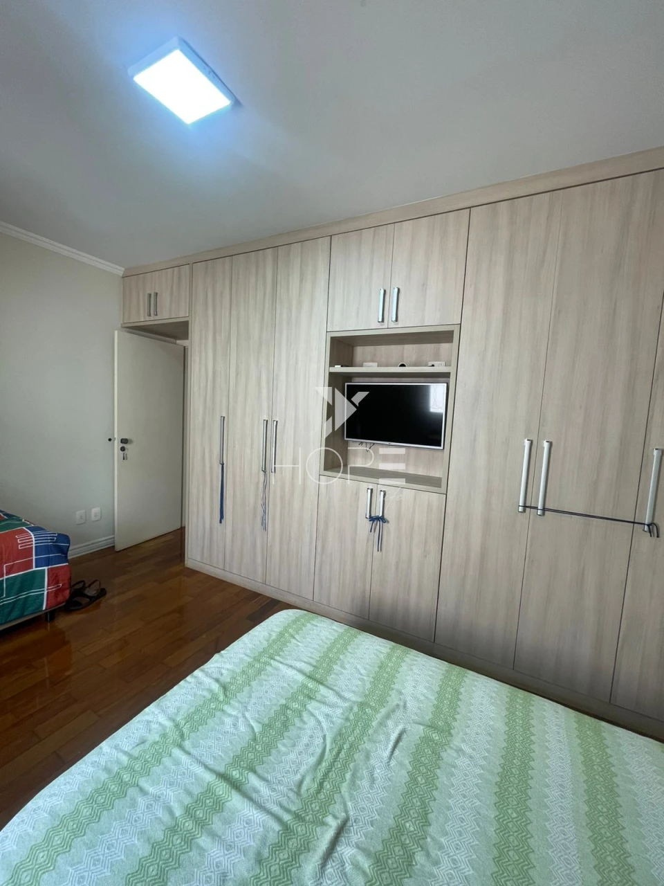 Imagens do imóveis Casa à venda com 192 m² - 4 quartos - 4 banheiros - 3 vagas - Jardim Adriana II - Zona Sul - Londrina/PR