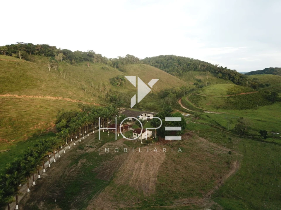 Imagens do imóveis Fazenda Produtiva à Venda na Região de Registro/SP – 174 Alqueires – Estrutura para Pecuária Leiteira – Abundância de Água