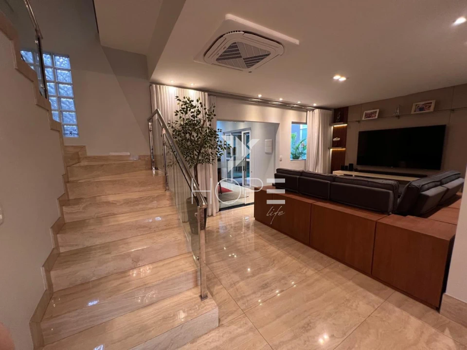 Imagens do imóveis SANTANA RESIDENCE - CASA A VENDA - ACEITA PERMUTA - 4 QUARTOS (2 SUITES) -