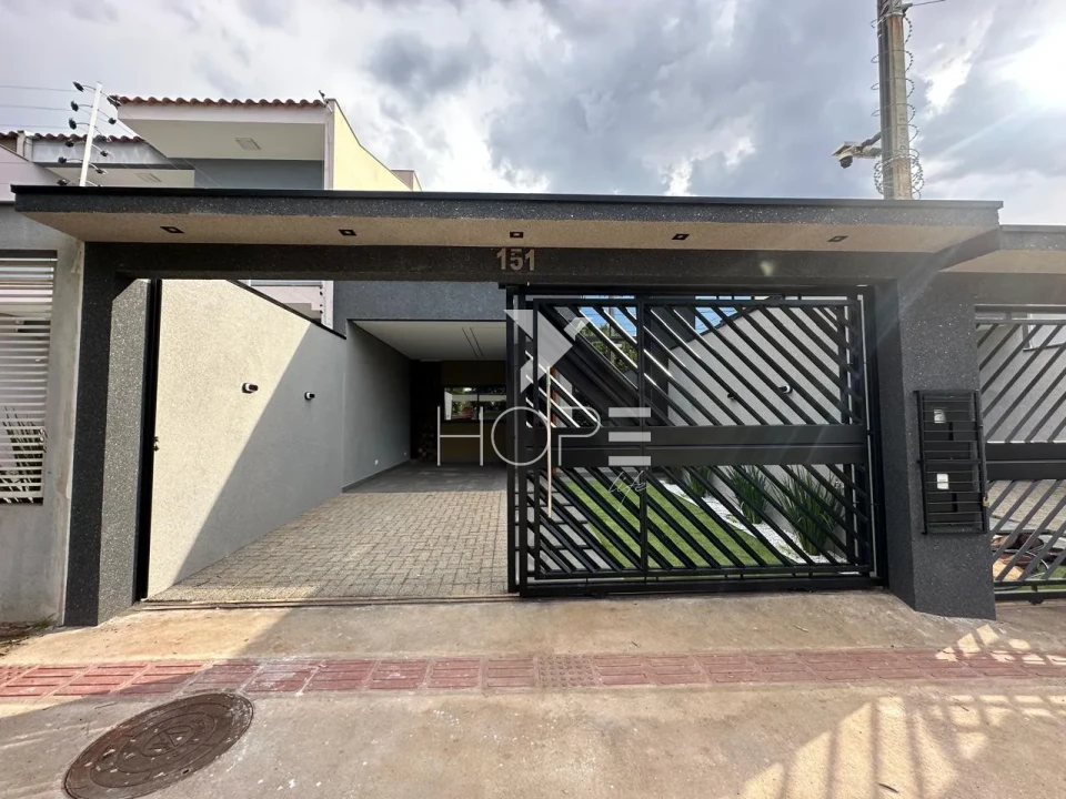 Imagens do imóveis Casa à venda – 3 quartos (1 suíte) – 150 m² – Jardim Bandeirantes – Londrina/PR