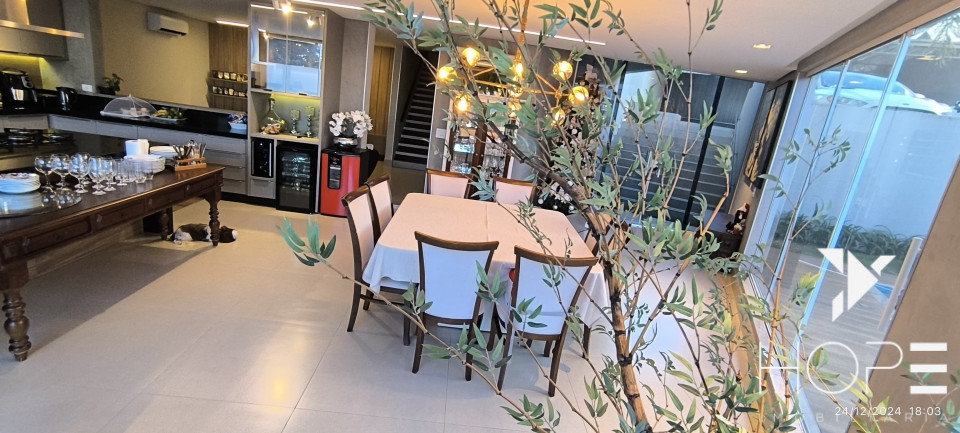 Imagens do imóveis CASA TÉRREA  A VENDA - JARDIM QUEBEC - CENTRO - LONDRINA, PR