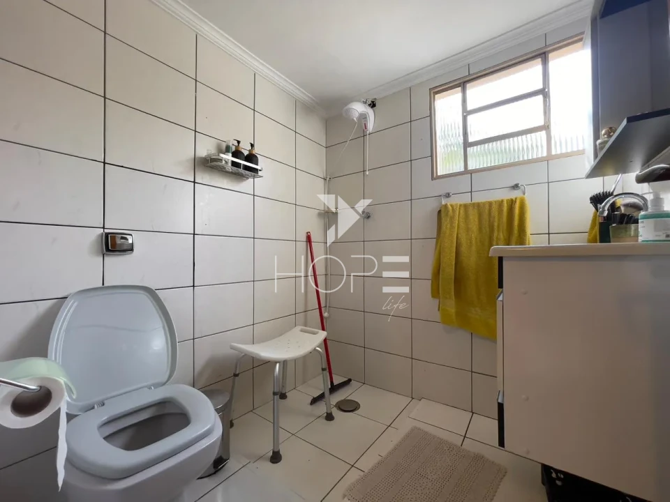 Imagens do imóveis Casa à Venda – 187m² – 3 Quartos (1 Suíte) – Franca – Zona Leste – Londrina/PR