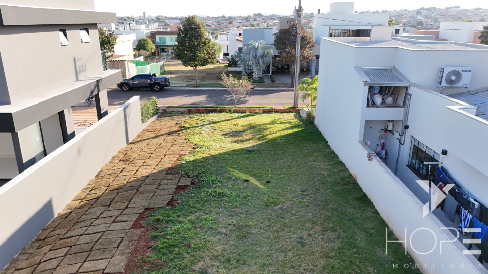 Imagens do imóveis TERRENO DE  257 m² CONDOMINIO TAUÁ ARANGUA