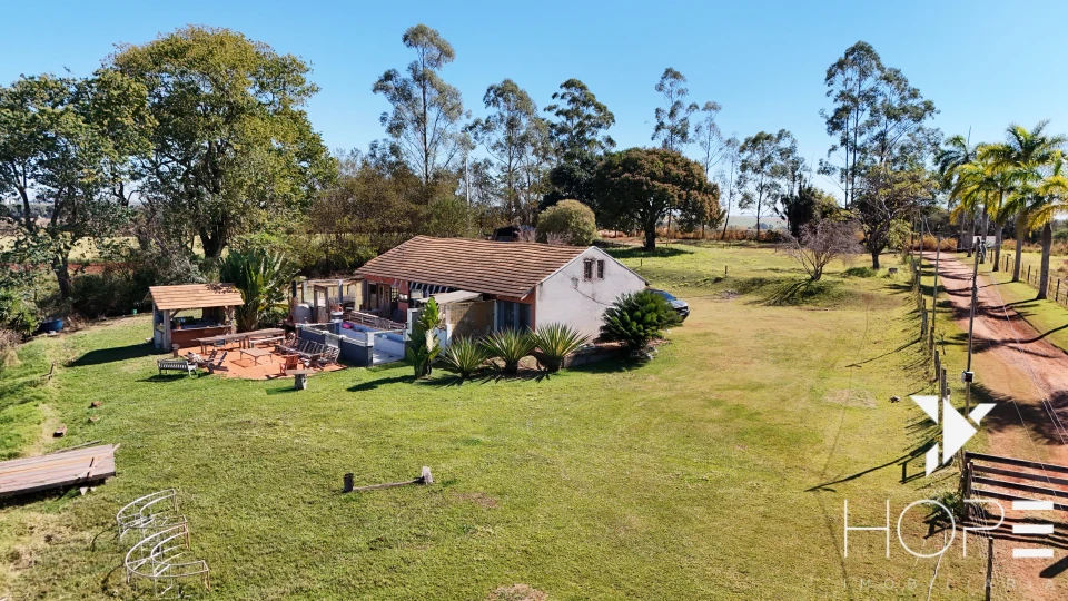 Imagens do imóveis Sítio à Venda – 9.5 Alqueires (229.900 m²) – Estrada dos Piriquitos – Londrina/PR