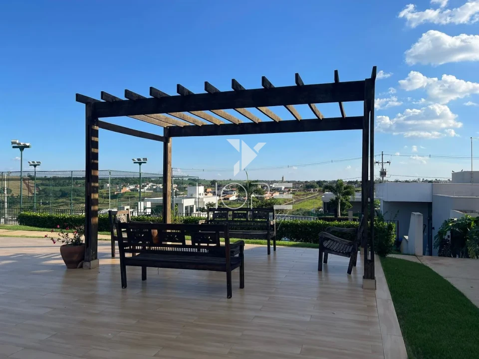 Imagens do imóveis Sobrado com Piscina à Venda - 230m² – 3 Suítes – Condomínio Araguari Tauá – Zona Leste – Londrina/PR