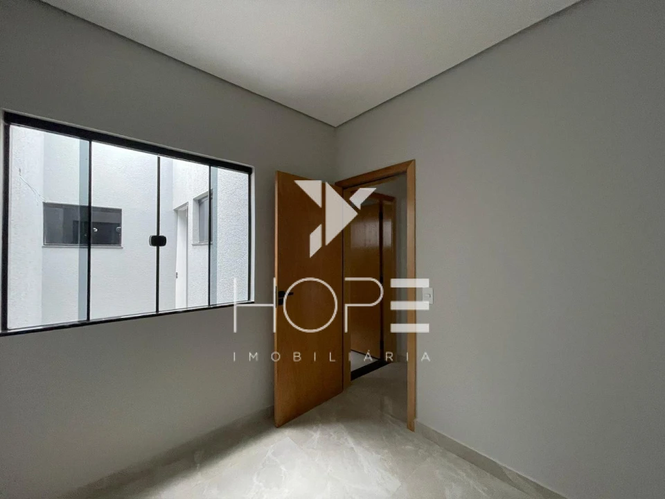 Casa à venda – 3 Quartos – Condomínio Royal Norte – Zona Norte – Londrina/PR