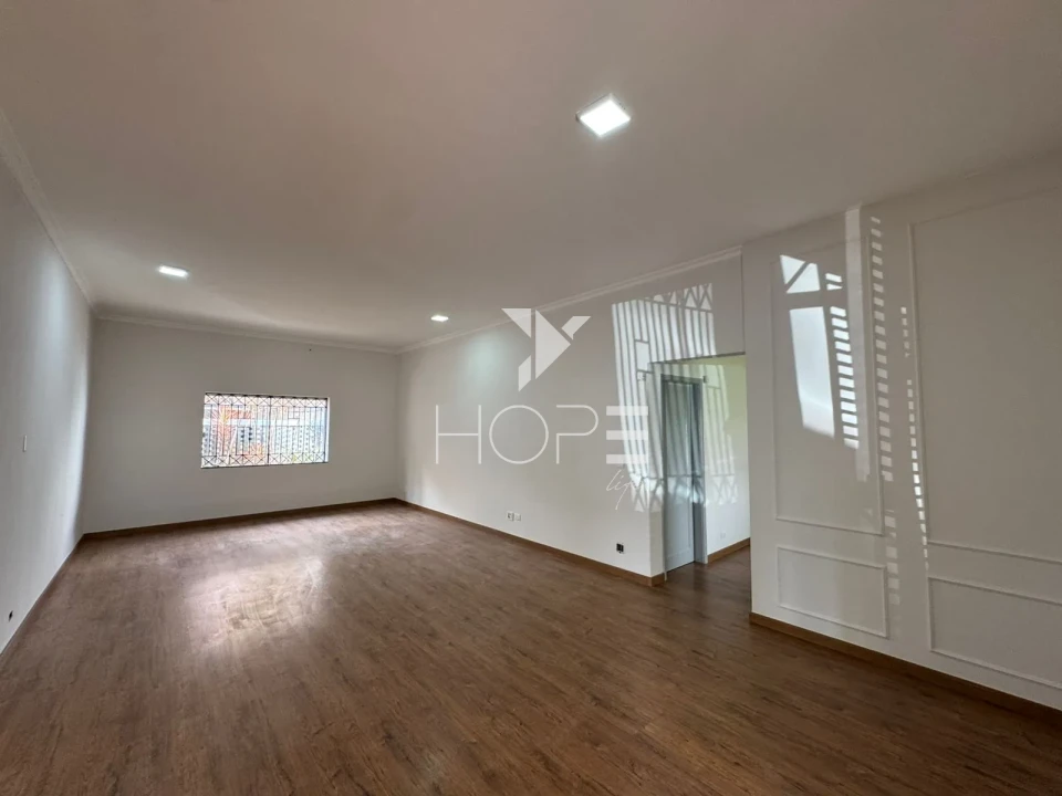 Imagens do imóveis Casa comercial com 260 m² - 6 vagas para clientes - edícula - Londrina PR