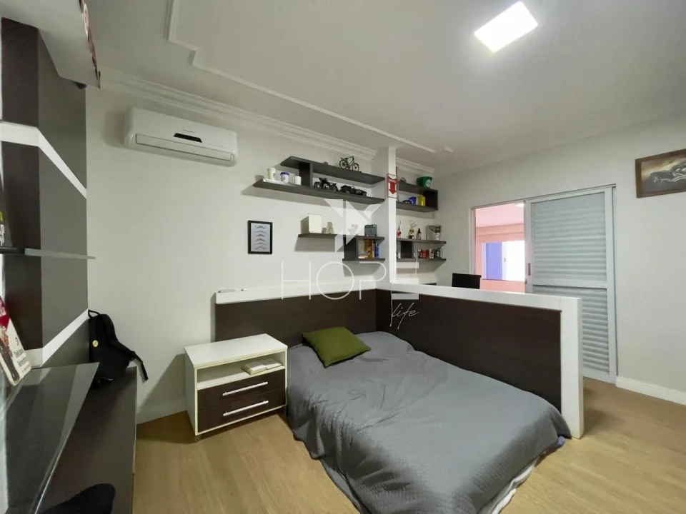 Imagens do imóveis Sobrado em Condomínio à Venda – 315m² – 4 Quartos (1 Suíte) – Vale das Araucárias – Parque Residencial Alcântara – Zona Sul – Londrina/PR