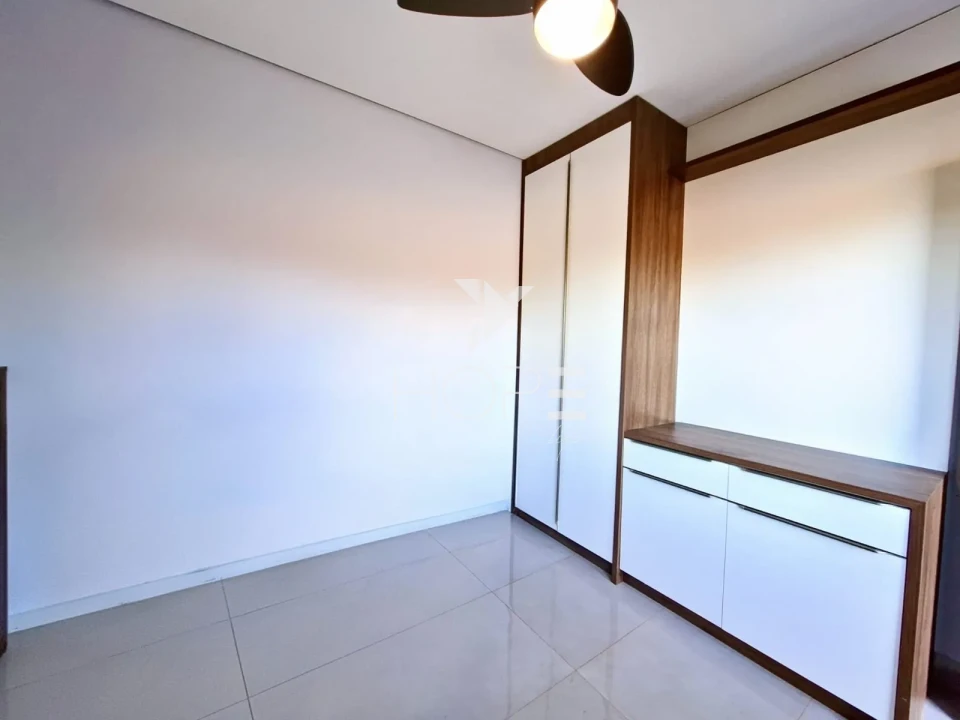 Imagens do imóveis Condomínio Riviera do Poente - chácara de alto padrão à venda com 520 m² - 4 quartos - piscina - porteira fechada - Alvorada do Sul PR
