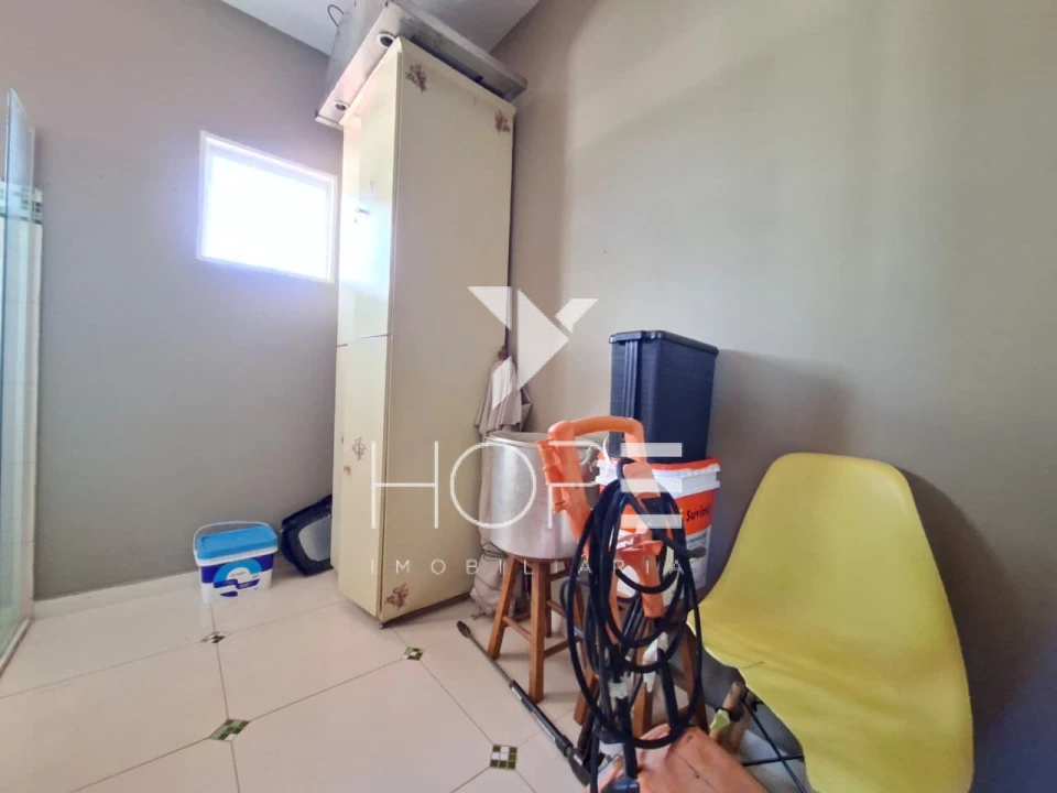 Imagens do imóveis Chácara de Alto Padrão à Venda – 2 Casas – Acesso ao Rio Paranapanema – Alvorada do Sul/PR