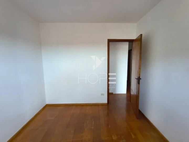 Imagens do imóveis Sobrado para Alugar no Sabará I em Londrina – 3 Quartos (1 Suíte) – Próximo à Av. Arthur Thomas - R$ 2.290,00