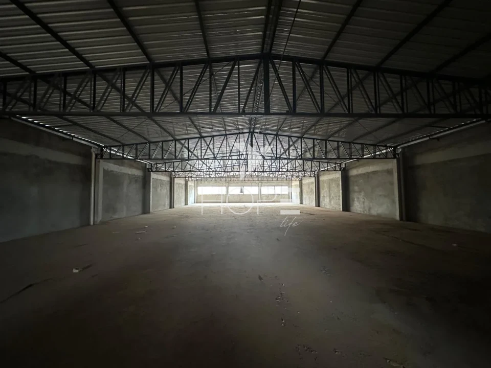 Imagens do imóveis Ponto comercial à venda com 1.300 m² - 3 pavimentos - Avenida Duque de Caxias - região central - Londrina PR