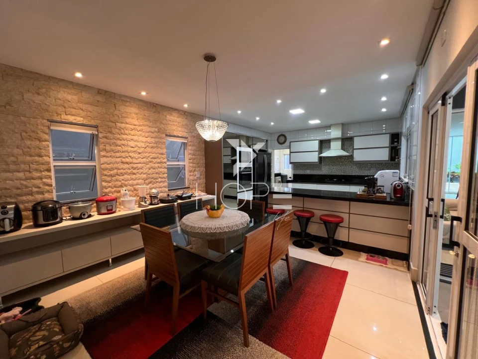 Imagens do imóveis SANTANA RESIDENCE - CASA A VENDA - ACEITA PERMUTA - 4 QUARTOS (2 SUITES) -