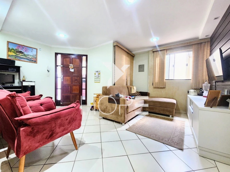 Casa à venda – 3 quartos – Conjunto Parigot de Souza 3 – Londrina/PR