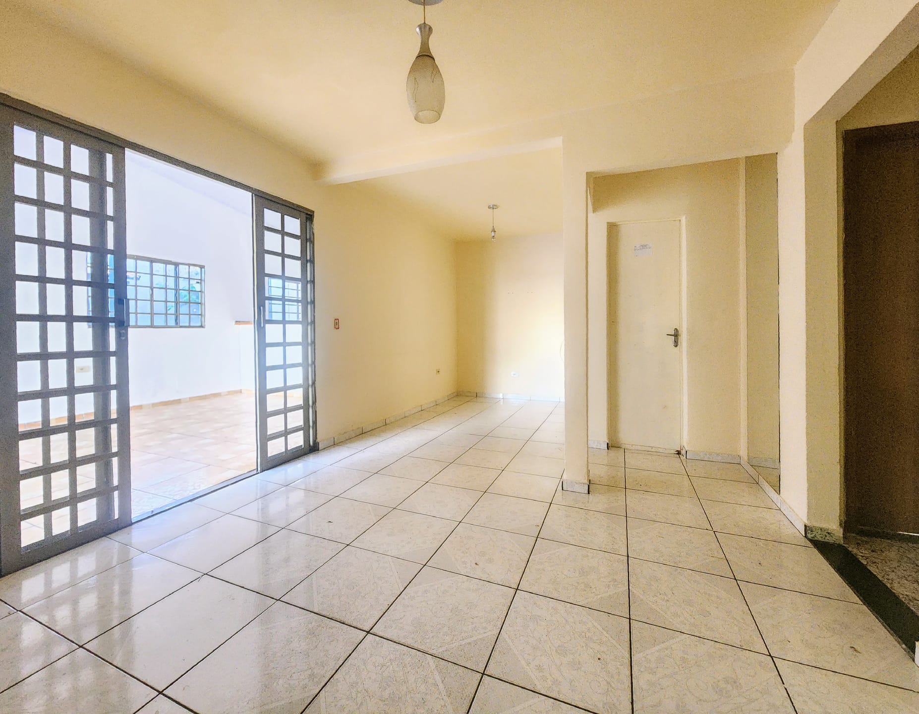 Imagens do imóveis Casa com edícula à venda no Bairro Ouro Verde, Londrina, PR