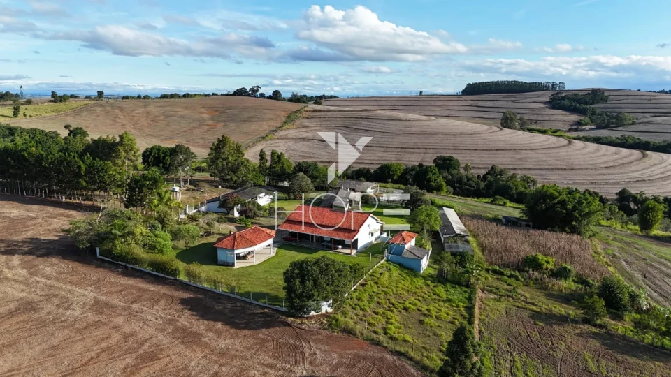 Imagens do imóveis Sítio porteira fechada à venda com 17.66 alqueires - agricultura e pecuária - Itapetininga SP