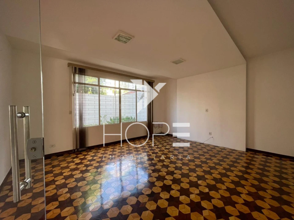 Sobrado com Edícula para Venda e Locação – 5 Quartos – Jardim Londrilar – Centro – Londrina/PR